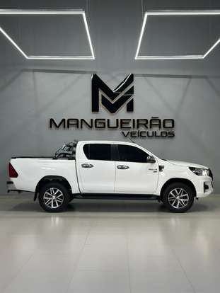 TOYOTA-HILUX-2.7 SR 4X2 CD 16V FLEX 4P MANUAL TOYOTA-HILUX-2018