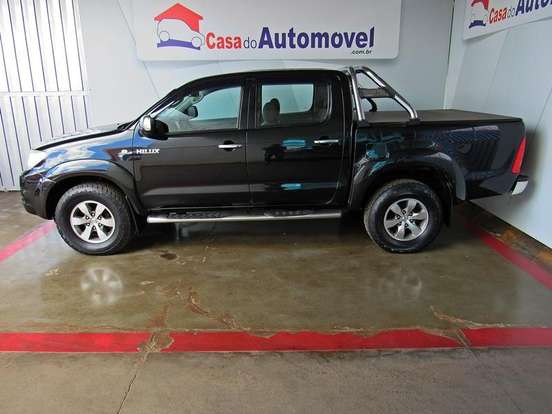 TOYOTA-HILUX-2009