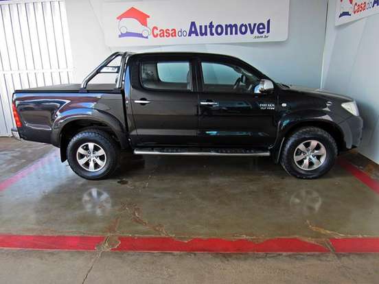 TOYOTA-HILUX-2009