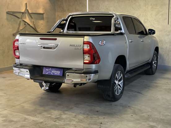 TOYOTA-HILUX-2.7 SRV 4X2 CD 16V FLEX 4P AUTOMÁTICO TOYOTA-HILUX-2020