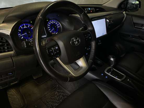TOYOTA-HILUX-2.7 SRV 4X2 CD 16V FLEX 4P AUTOMÁTICO TOYOTA-HILUX-2020