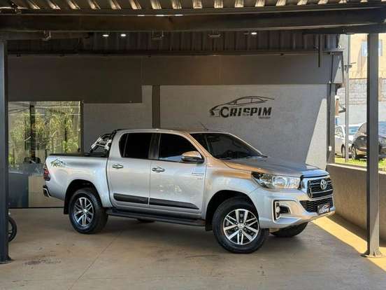 TOYOTA-HILUX-2018
