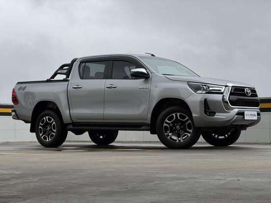 TOYOTA-HILUX-2.8 D-4D TURBO DIESEL CD POWER PACK 4X4 AUTOMÁTICO TOYOTA-HILUX-2025