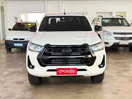 TOYOTA-HILUX-2.8 D-4D TURBO DIESEL CD POWER PACK 4X4 MANUAL TOYOTA-HILUX-2022