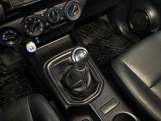 TOYOTA-HILUX-2.8 D-4D TURBO DIESEL CD POWER PACK 4X4 MANUAL TOYOTA-HILUX-2022