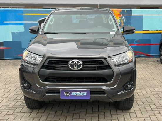 TOYOTA-HILUX-2024