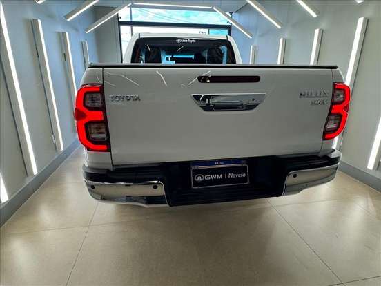 TOYOTA-HILUX-2026