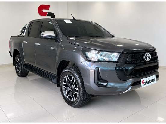 TOYOTA-HILUX-2022