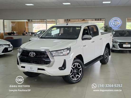 TOYOTA-HILUX-2.8 D-4D TURBO DIESEL CD SRV 4X4 AUTOMÁTICO TOYOTA-HILUX-2022