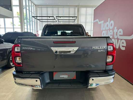 TOYOTA-HILUX-2.8 D-4D TURBO DIESEL CD SRV 4X4 AUTOMÁTICO TOYOTA-HILUX-2026