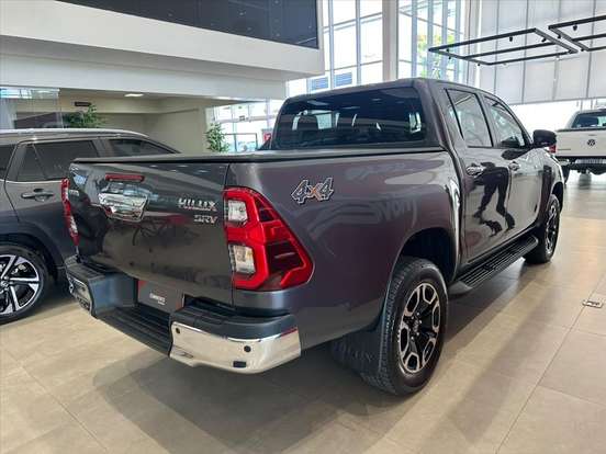 TOYOTA-HILUX-2026