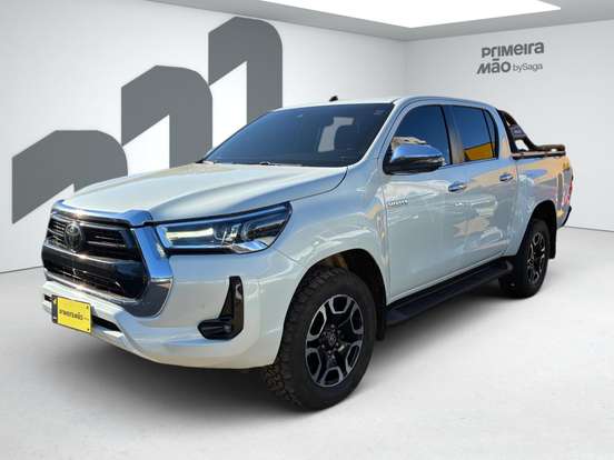 TOYOTA-HILUX-2.8 D-4D TURBO DIESEL CD SRX 4X4 AUTOMÁTICO TOYOTA-HILUX-2022