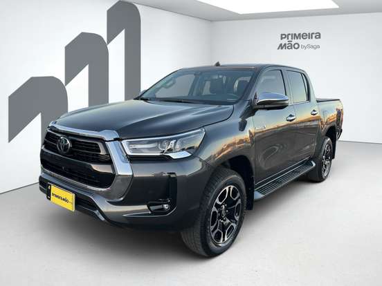 TOYOTA-HILUX-2.8 D-4D TURBO DIESEL CD SRX 4X4 AUTOMÁTICO TOYOTA-HILUX-2025