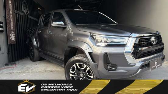 TOYOTA-HILUX-2.8 D-4D TURBO DIESEL CD SRX PLUS 4X4 AUTOMÁTICO TOYOTA-HILUX-2026