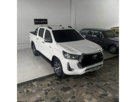 TOYOTA HILUX 2.8 D-4D TURBO DIESEL CHASSI 4X4 MANUAL