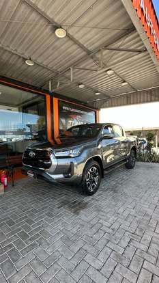 TOYOTA-HILUX-2019