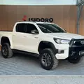 TOYOTA HILUX 2.8 SR 4X4 CD 16V DIESEL 4P AUTOMÁTICO TOYOTA HILUX 2.8 SR 4X4 CD 16V DIESEL 4P AUTOMÁTICO