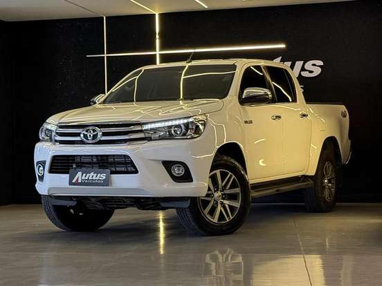 TOYOTA-HILUX-2.8 SRX 4X4 CD 16V DIESEL 4P AUTOMÁTICO TOYOTA-HILUX-2017