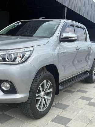 TOYOTA-HILUX-2.8 SRX 4X4 CD 16V DIESEL 4P AUTOMÁTICO TOYOTA-HILUX-2015