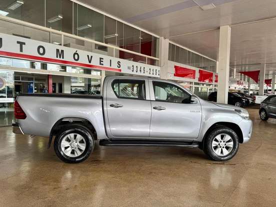 TOYOTA-HILUX-2.8 STD 4X4 CD 16V DIESEL 4P MANUAL TOYOTA-HILUX-2019