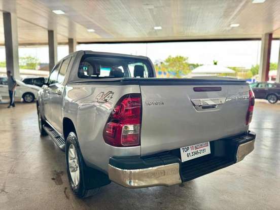 TOYOTA-HILUX-2019