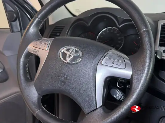 TOYOTA-HILUX-3.0 SRV 4X4 CD 16V TURBO INTERCOOLER DIESEL 4P AUTOMÁTICO TOYOTA-HILUX-2013