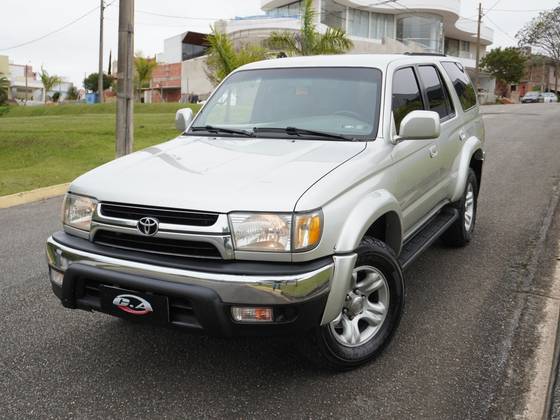 TOYOTA HILUX 3.0 DX 4X4 CD 16V DIESEL 4P MANUAL