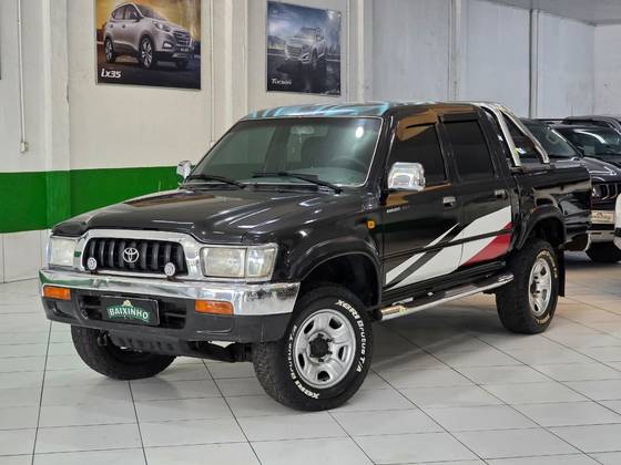 TOYOTA HILUX 3.0 SRV 4X2 CD 8V DIESEL 4P MANUAL