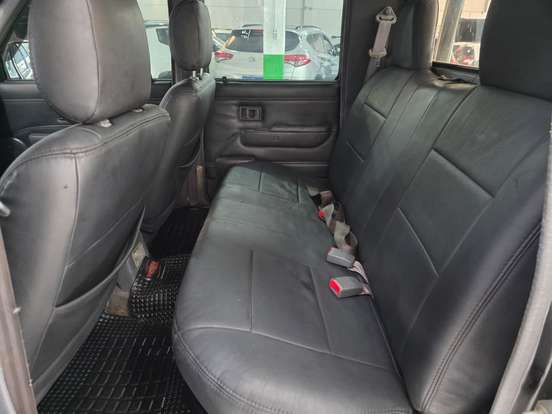 TOYOTA-HILUX-3.0 SRV 4X2 CD 8V DIESEL 4P MANUAL TOYOTA-HILUX-2004