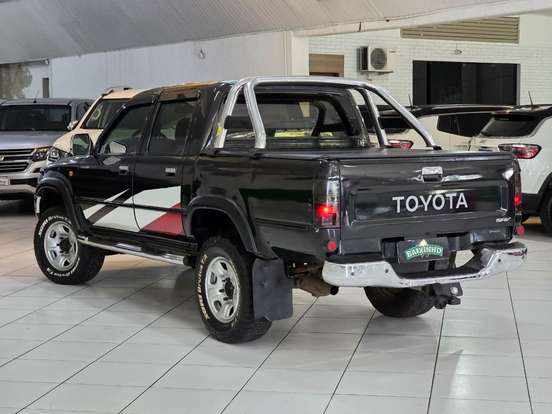 TOYOTA-HILUX-3.0 SRV 4X2 CD 8V DIESEL 4P MANUAL TOYOTA-HILUX-2004