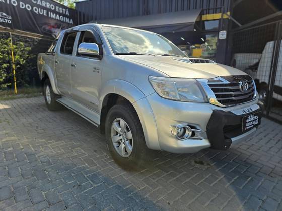 TOYOTA HILUX 3.0 SRV 4X4 CD 16V TURBO INTERCOOLER DIESEL 4P AUTOMÁTICO