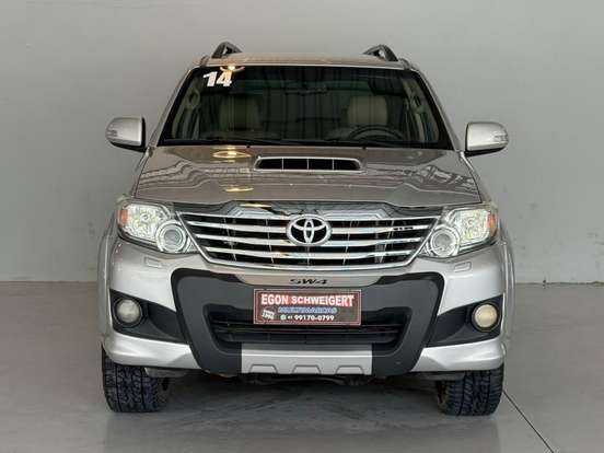 TOYOTA-HILUX-3.0 SRV 4X4 CD 7 LUGARES 16V TURBO INTERCOOLER DIESEL 4P AUTOMÁTICO TOYOTA-HILUX-2014