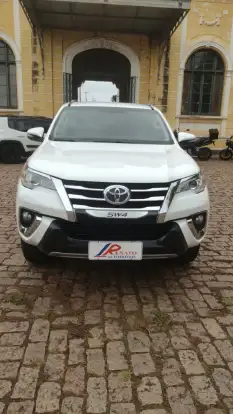 TOYOTA-HILUX SW4-2.7 SR 7 LUGARES 4X2 16V FLEX 4P AUTOMÁTICO TOYOTA-HILUX SW4-2016
