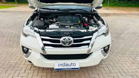 TOYOTA-HILUX SW4-2019