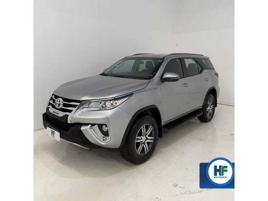 TOYOTA-HILUX SW4-2019