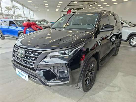 TOYOTA-HILUX SW4-2022