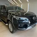 TOYOTA HILUX SW4 2.8 D-4D TURBO DIESEL SRX 4X4 AUTOMÁTICO TOYOTA HILUX SW4 2.8 D-4D TURBO DIESEL SRX 4X4 AUTOMÁTICO