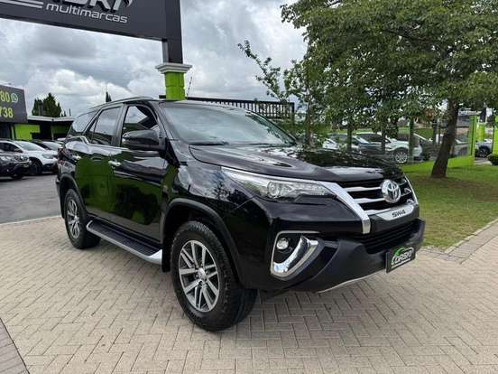 TOYOTA-HILUX SW4-2019