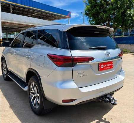 TOYOTA-HILUX SW4-2016