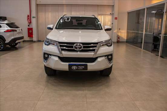 TOYOTA-HILUX SW4-2020