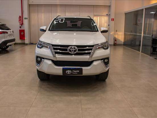 TOYOTA-HILUX SW4-2.8 SRX 4X4 7 LUGARES 16V TURBO INTERCOOLER DIESEL 4P AUTOMÁTICO TOYOTA-HILUX SW4-2020