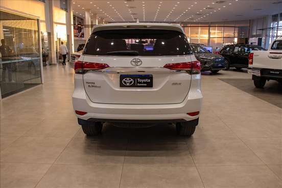 TOYOTA-HILUX SW4-2020