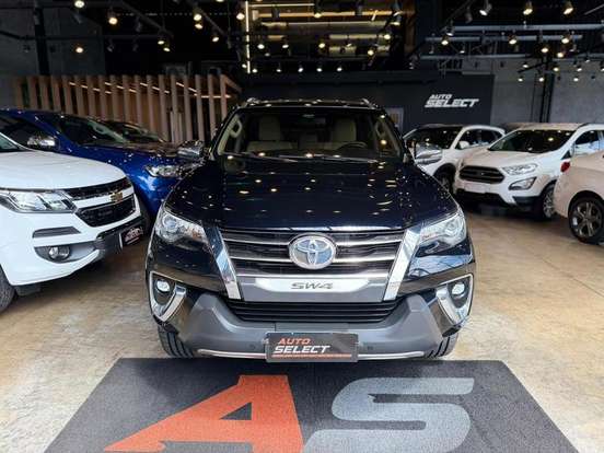 TOYOTA-HILUX SW4-2019