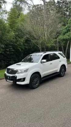 TOYOTA-HILUX SW4-3.0 SRV 4X4 16V TURBO INTERCOOLER DIESEL 4P AUTOMÁTICO TOYOTA-HILUX SW4-2014
