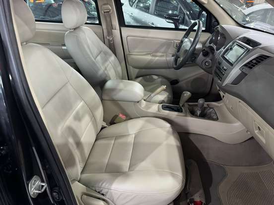 TOYOTA-HILUX SW4-2007
