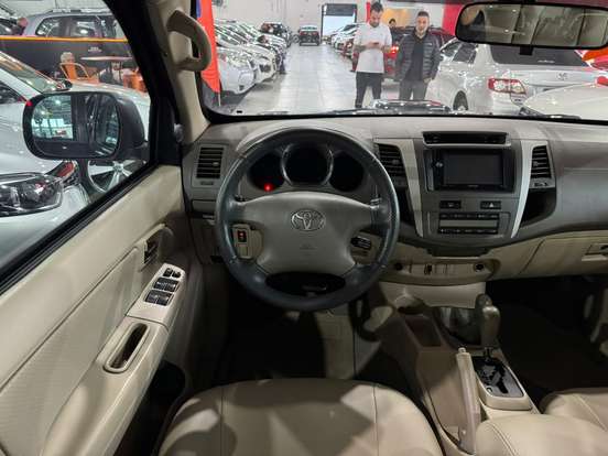 TOYOTA-HILUX SW4-2007