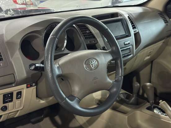 TOYOTA-HILUX SW4-2007