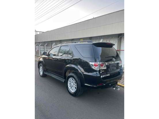 TOYOTA-HILUX SW4-2012