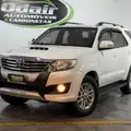 TOYOTA HILUX SW4 3.0 SRV 4X4 7 LUGARES 16V TURBO INTERCOOLER DIESEL 4P AUTOMÁTICO TOYOTA HILUX SW4 3.0 SRV 4X4 7 LUGARES 16V TURBO INTERCOOLER DIESEL 4P AUTOMÁTICO