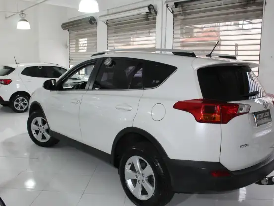 TOYOTA-RAV4-2.0 4X2 16V GASOLINA 4P AUTOMÁTICO TOYOTA-RAV4-2014